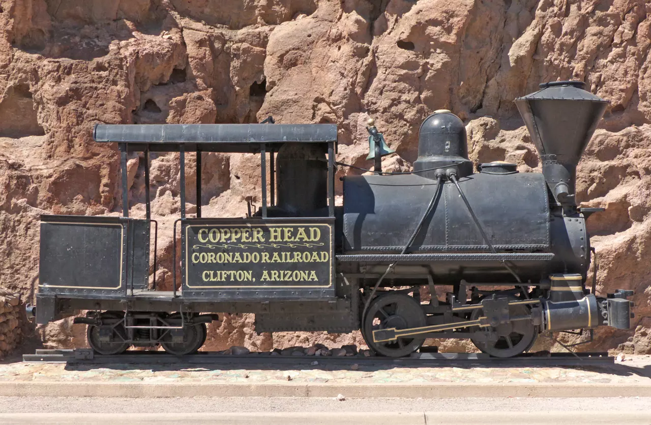 Copperhead Train